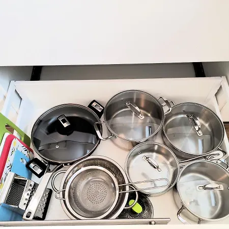 Tichy U Mumlavskeho Vodopadu 2kk S Garazi V Tesne Blizkosti Hornickeho Muzea - By Relax Lägenhet