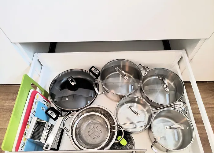 Tichy U Mumlavskeho Vodopadu 2kk S Garazi V Tesne Blizkosti Hornickeho Muzea - By Relax Lägenhet